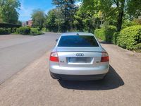 Gebraucht Audi A4 130 PS (95 kW) 2002 Silber Limousine