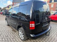 Gebraucht VW Caddy 140 PS (102 kW) 2014 Schwarz Van / Kleinbus