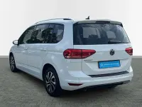 Gebraucht VW Touran Active 150 PS (110 kW) 2021 Weiß Van / Kleinbus