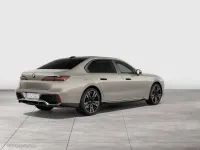 Gebraucht BMW 740 M Sport 286 PS (210 kW) 2025 Grau Limousine