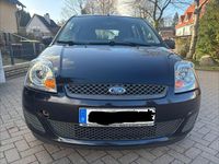 Gebraucht Ford Fiesta 68 PS (50 kW) 2007 Schwarz Kleinwagen