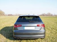 Gebraucht Audi A3 S-Line 150 PS (110 kW) 2015 Grau Limousine