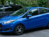 Gebraucht Ford Fiesta 82 PS (60 kW) 2013 Blau Kleinwagen