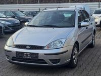 Gebraucht Ford Focus Viva 101 PS (74 kW) 2004 Polarsilber metallic Limousine