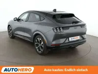 Gebraucht Ford Mustang Mach-E 258 kW (351 PS) 2021 Carbonized gray/asher gray SUV