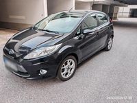 Gebraucht Ford Fiesta 97 PS (71 kW) 2012 Schwarz Kleinwagen