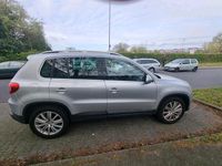 Gebraucht VW Tiguan 122 PS (89 kW) 2008 Silber SUV
