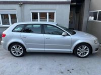Gebraucht Audi A3 Attraction 105 PS (77 kW) 2012 Silber Kleinwagen