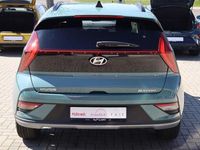 Neu Hyundai Bayon 101 PS (74 kW) 2025 Grün SUV