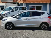 Gebraucht Ford Fiesta Titanium 125 PS (91 kW) 2023 Moondust silber metallic Kleinwagen