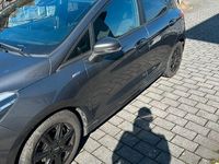 Gebraucht Ford Fiesta Active 125 PS (91 kW) 2018 Grau Kleinwagen