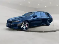 Gebraucht BMW 540 M Sport 286 PS (210 kW) 2025 Black sapphire metallic Kombi