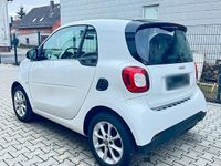 Gebraucht Smart ForTwo Coupé Passion 71 PS (52 kW) 2015 Weiß Coupé