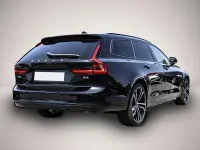 Gebraucht Volvo V90 Ultimate 197 PS (144 kW) 2024 Manufacturer Kombi
