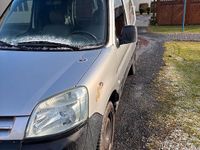 Gebraucht Citroën Berlingo 90 PS (66 kW) 2004 Silber Van / Kleinbus