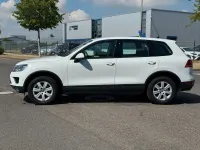 Gebraucht VW Touareg 204 PS (150 kW) 2016 Weiß SUV