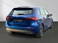 Gebraucht Mercedes B220 Progressive 190 PS (139 kW) 2025 Lack spektralblau Van / Kleinbus