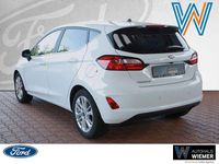 Gebraucht Ford Fiesta Titanium 101 PS (74 kW) 2023 Weiß Kleinwagen