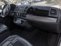 Gebraucht VW Multivan Generation Six 199 PS (146 kW) 2019 Oryxweiß perlmutteffekt Van