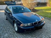 Gebraucht BMW 530 Basis 193 PS (141 kW) 2001 Blau Kombi