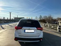 Begagnad Mitsubishi Outlander 150 HK (110 kW) 2016 Vit SUV