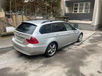 Gebraucht BMW 320 150 PS (110 kW) 2006 Titansilber metallic Kombi