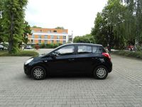 Gebraucht Hyundai i20 77 PS (56 kW) 2009 Schwarz Limousine