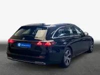 Gebraucht Mercedes E220 Advanced 197 PS (144 kW) 2025 Schwarz Kombi