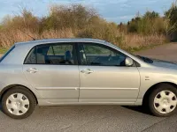 Gebraucht Toyota Corolla 96 PS (70 kW) 2003 Silber Limousine