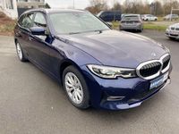 Gebraucht BMW 330e Advantage 252 PS (185 kW) 2021 Blau Kombi