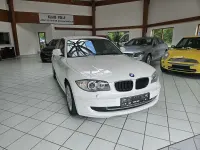 Gebraucht BMW 120 Advantage 177 PS (130 kW) 2011 Weiß Kleinwagen