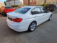 gebraucht BMW 318 d Sport Line/Navi/Xenon/Sitzheizung/PDC