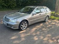 Gebraucht Mercedes 220 2005 Grau Kombi