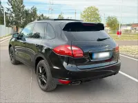 Second-hand Porsche Cayenne 2012 Negru SUV