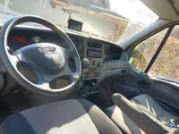 Second-hand Iveco Daily 147 CP (108 kW) 2013 Alb Monovolum