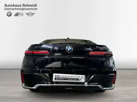 Gebraucht BMW 740 Sport Line 286 PS (210 kW) 2025 M carbonschwarz Limousine