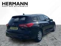 Używany Ford Focus Titanium 125 KM (91 kW) 2020 Czarny Kombi