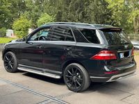 Gebraucht Mercedes ML350 258 PS (189 kW) 2015 Schwarz SUV