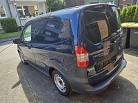 Gebraucht Ford Transit 101 PS (74 kW) 2017 Blau Van / Kleinbus