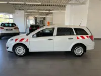 Używany Opel Astra Selection 90 KM (66 kW) 2010 Biały Kombi