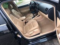Gebraucht VW Jetta Highline 105 PS (77 kW) 2006 Schwarz Limousine