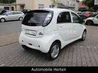 Gebraucht Mitsubishi i-MiEV 49 kW (67 PS) 2011 Weiß Kleinwagen