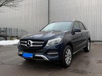 Gebraucht Mercedes GLE250 204 PS (150 kW) 2017 Blau SUV
