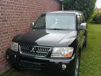 Gebraucht Mitsubishi Pajero Edition 160 PS (117 kW) 2003 Schwarz SUV