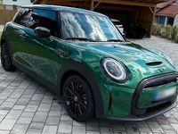 Gebraucht Mini Cooper SE 135 kW (184 PS) 2022 Grün Kleinwagen