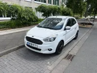 Gebraucht Ford Ka Plus 69 PS (50 kW) 2017 Weiß Kleinwagen