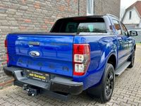gebraucht Ford Ranger 4x4 3.2 Wildtrak X-Blue Edition Garantie