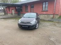 Używany Kia Rio Edition 7 109 KM (80 kW) 2012 Brązowy Sedan/Limuzyna