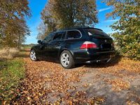 Gebraucht BMW 525 197 PS (144 kW) 2007 Schwarz Kombi