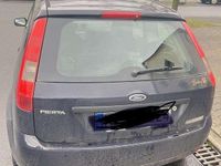 Gebraucht Ford Fiesta 69 PS (50 kW) 2005 Blau Kleinwagen